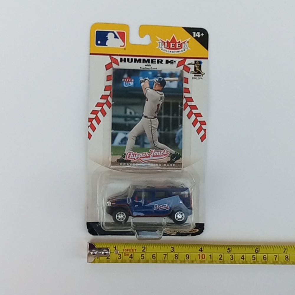 Vintage Fleer Collectibles Hummer H2 With Trading Card - Picture 16 of 16